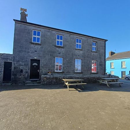 Clonbur House - Two Bedroom Village Apartment Galway Exteriör bild